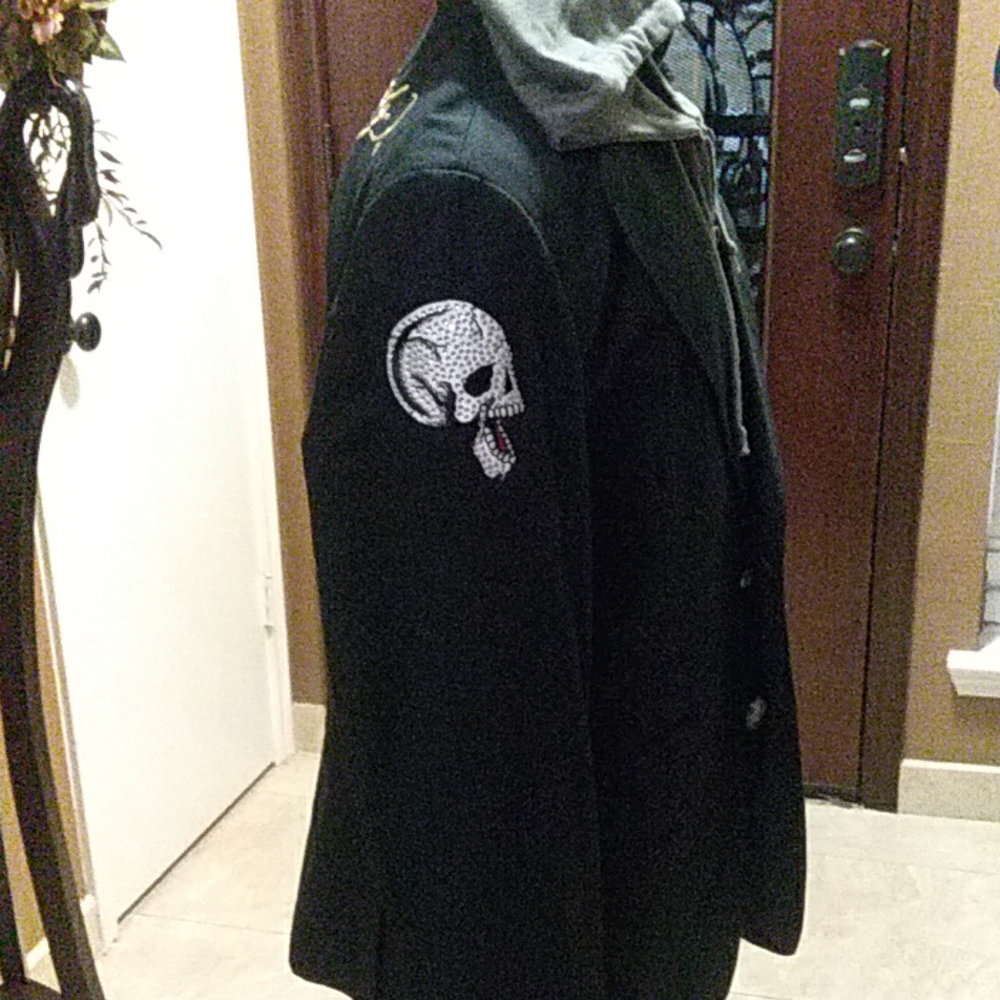 Jacket - Picture 2 of 5